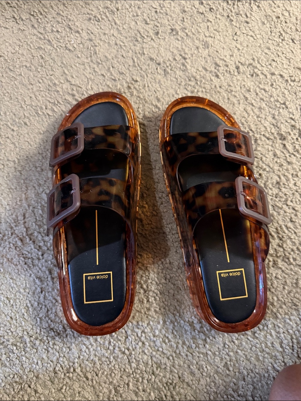Dolce Vita womenās Tortoiseshell Buckle Slide Sandals - Amber Brown